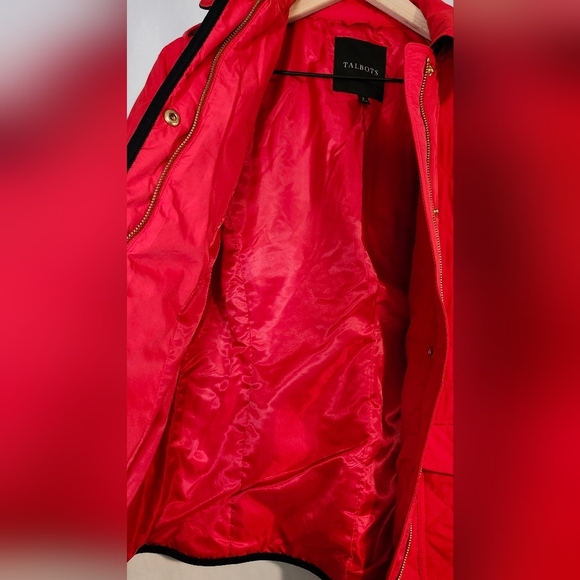 Talbots Jacket Women's Size Small Red Black Quilted Coat Corduroy Trim Classic - Picture 11 of 11